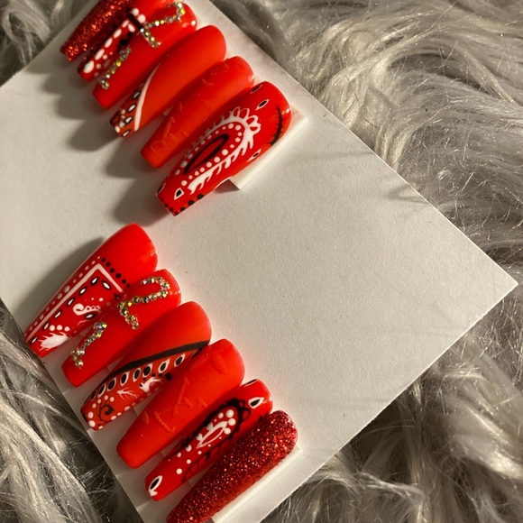 Bandanna Print Press on Nails - Picture 2 of 8